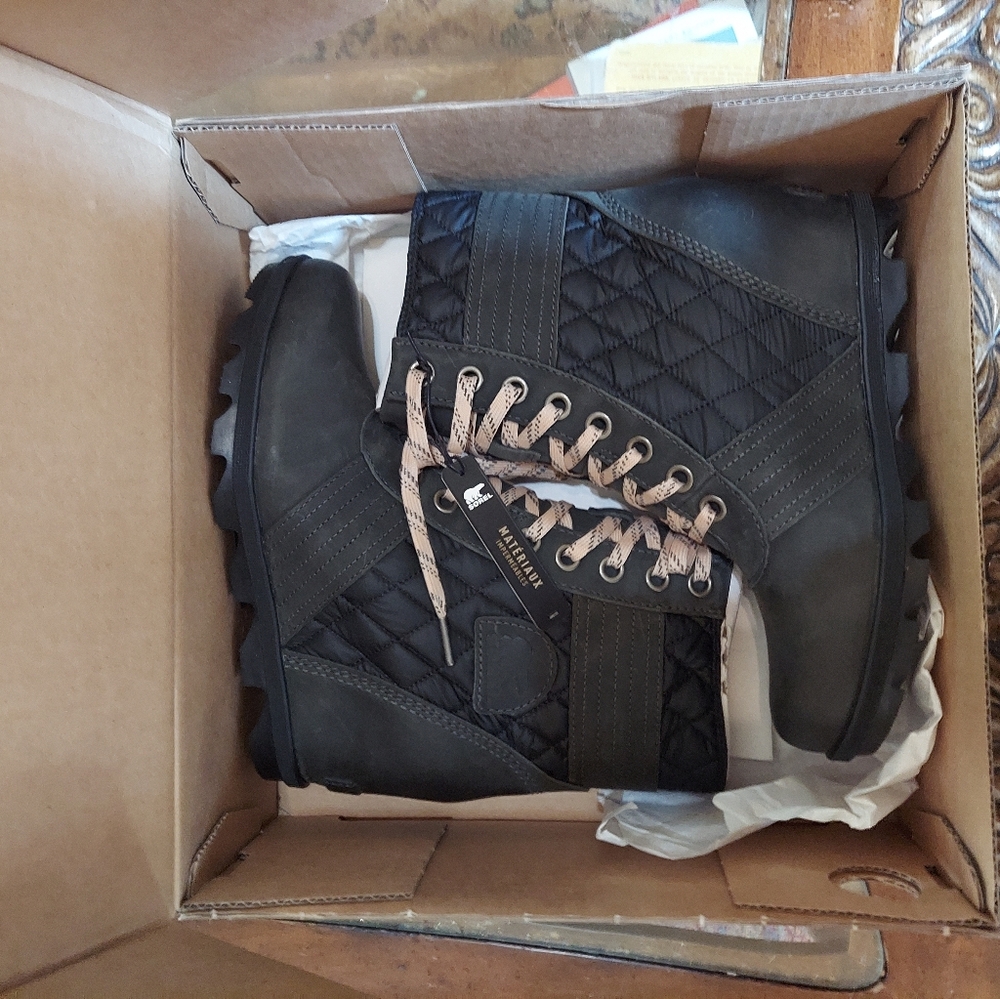 Sorel waterproof boots